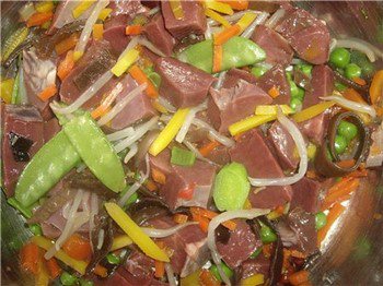 Миска с натуральным кормлением для собаки